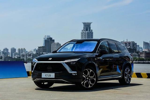 国产电动SUV，650马力4.4秒破百，续航500KM只卖40万起！