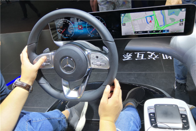 充能5分钟,续航800km,车企这些黑科技你见过几个?