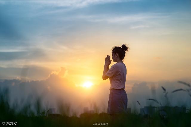 朋友圈很火的一段话,超经典超走心,拿去发心情