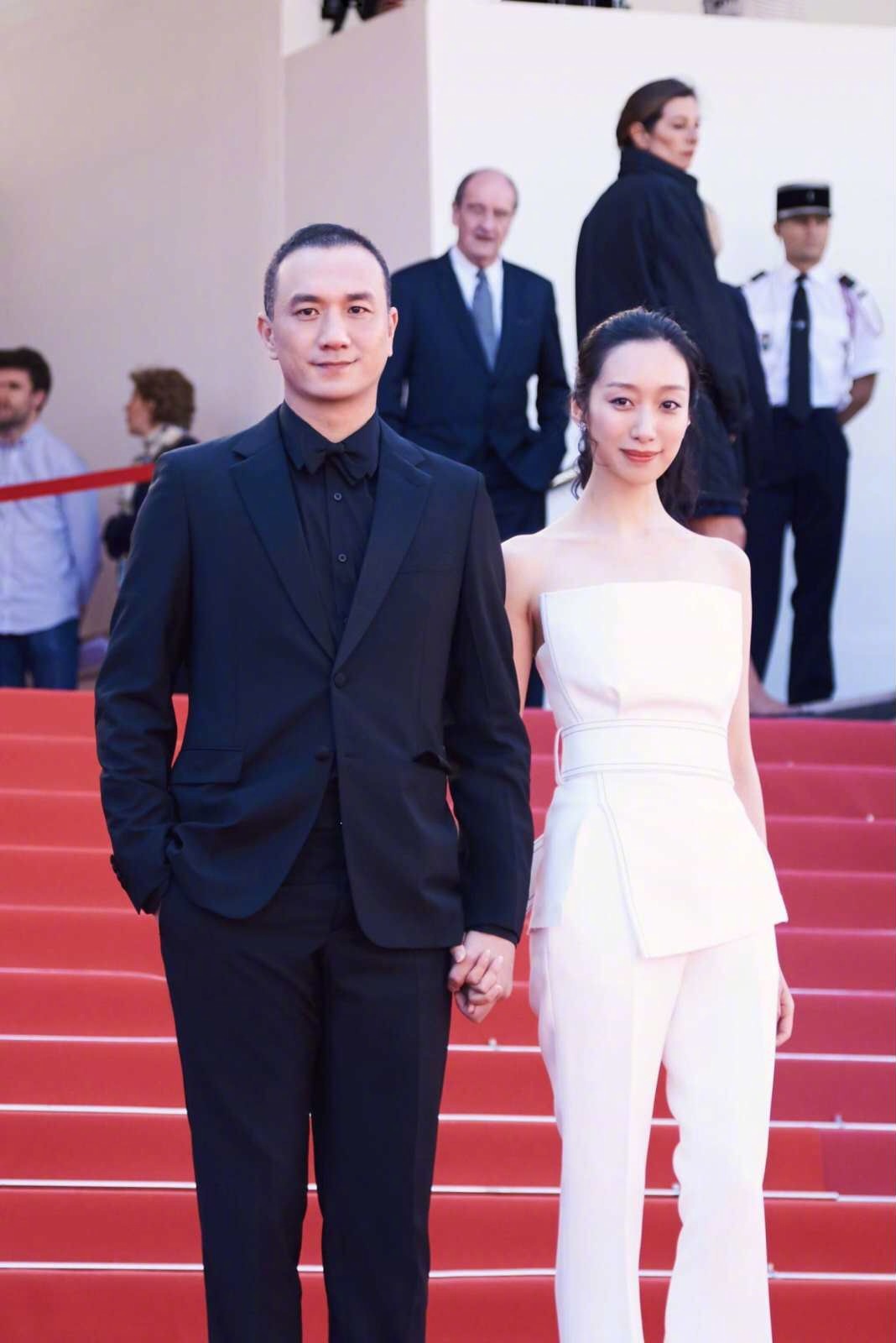 羡慕黄觉 昨日幻乐之城节目导演麦子和窦靖童合作的《幻月》给大家留