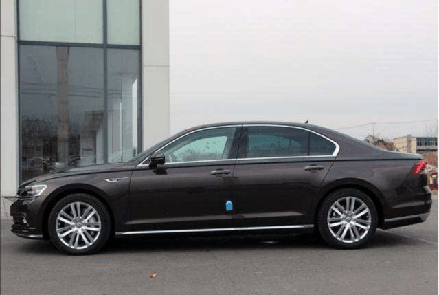 大众最失败的轿车, 刚上市就降5万, 品质媲美奔驰, 月销一百台