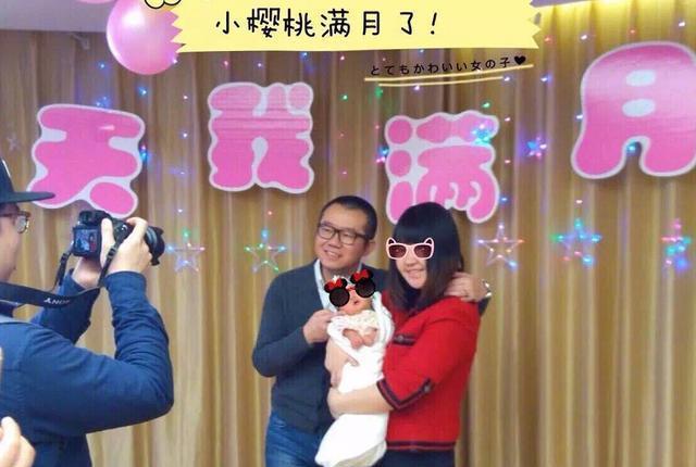 涂磊微博晒照离婚传闻不攻自破一家三口太甜蜜