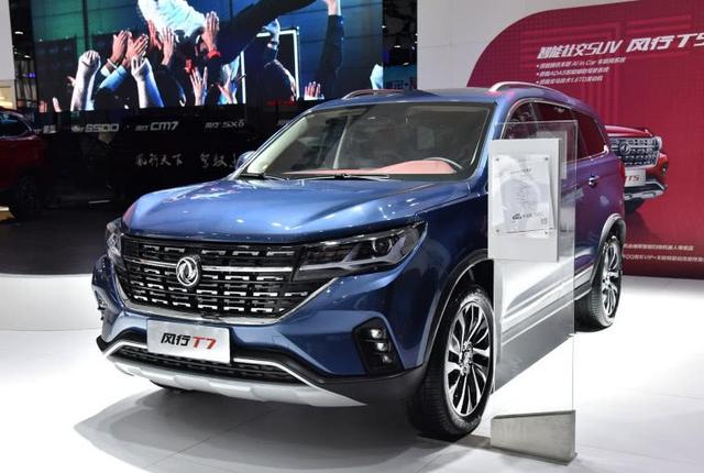 内部装扮大型屏幕装配，再推新款SUV，科技潮流很是充足！