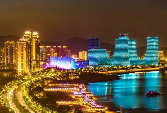 厦门又多了个逆天观景平台，鼓浪屿、金门一览无余！