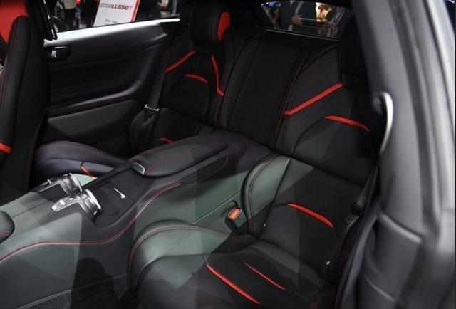 造型比帕拉梅拉丑, 358.8万起售, 因为品牌成富二代最爱跑车
