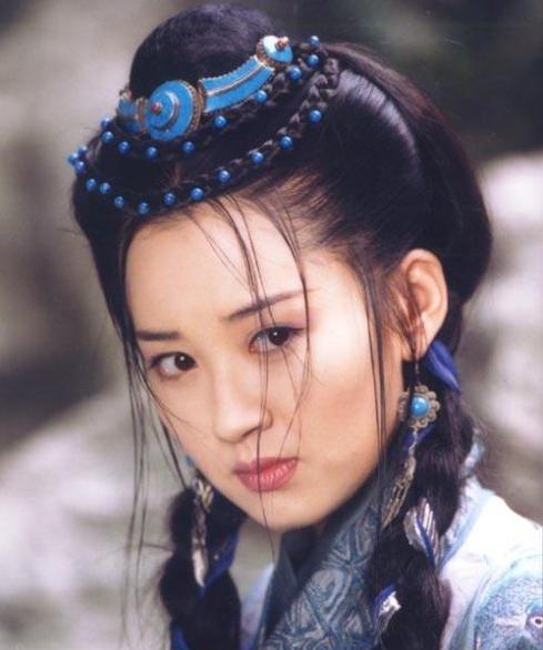 薛昊婧饰任盈盈