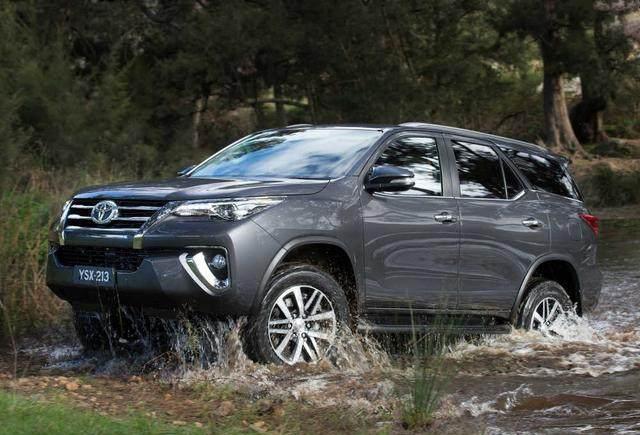 丰田“小霸道”来袭，颜值不输路虎，大七座配四驱，上市必火！