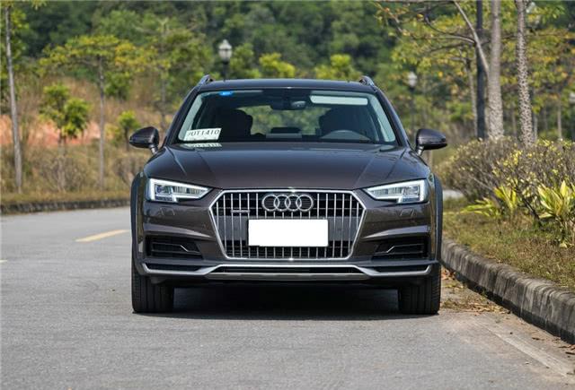 这才是真正的奥迪A4，就是贵了点，得40多万！