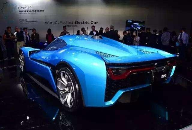 马化腾试驾蔚来汽车EP9超级电动跑车, 该车只有6辆!