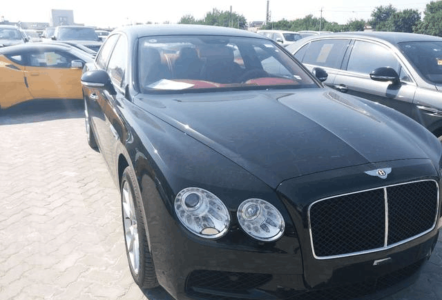 2017款宾利飞驰V8S-大功率丽人超跑 引领经典永不落幕