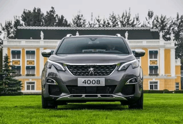 性价比最高的合资SUV, 内饰犹如战斗机舱, 仅售15万比买途观强