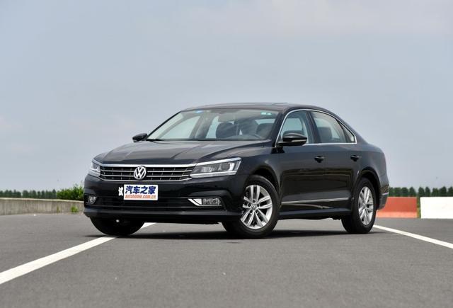 20万首选车型, 十年销冠王, 专为官老爷设计, 为何跌至13万?