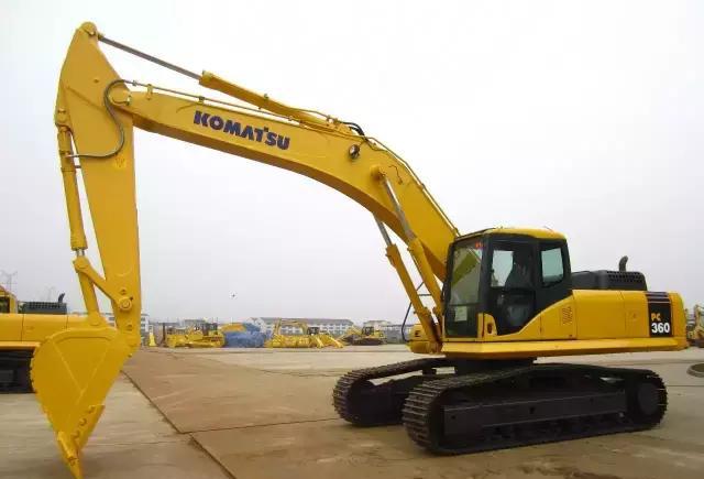 2017全国挖掘机司机工资表,你拖后腿了么?