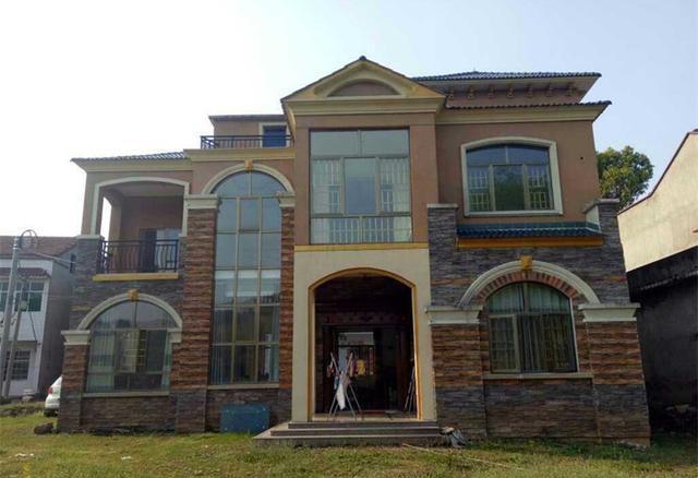 今年43岁家搬到城里,在城里交了社保以后农保