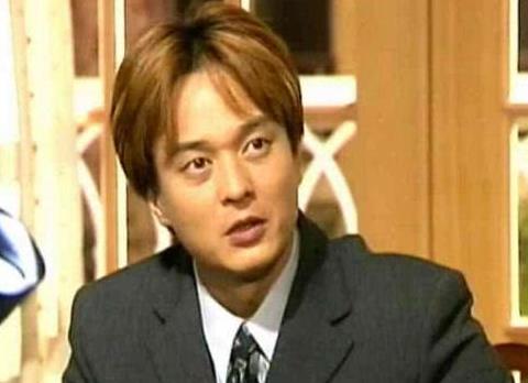 《乞丐王子》18年了：她至今未婚，他自杀去世，她多次变脸过气！