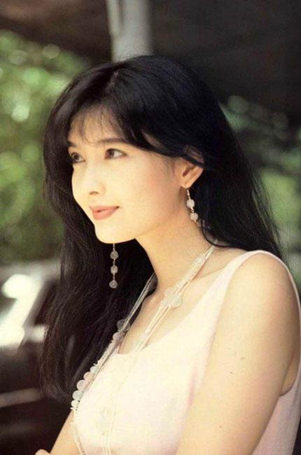 1990年女明星,1990年属马的女明星 盘点二十世纪90年代港台十大美艳绝伦的女明星