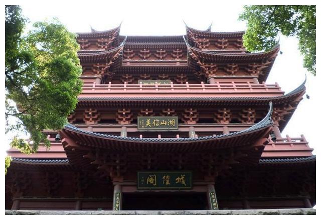 大明版神探周新，得罪锦衣卫指挥使纪纲，冤死后被供奉为城隍神！