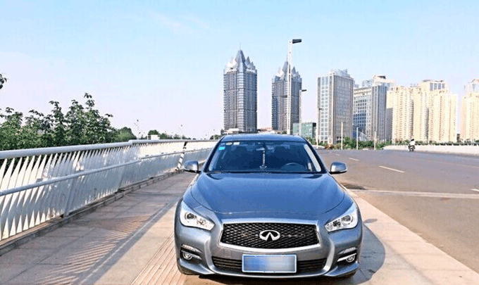 能干掉宝马318 但别人总以为是10几万的高配天籁