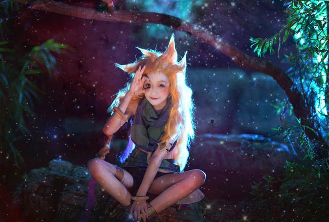 英雄联盟 少女cos 暮光星灵佐伊 表情包