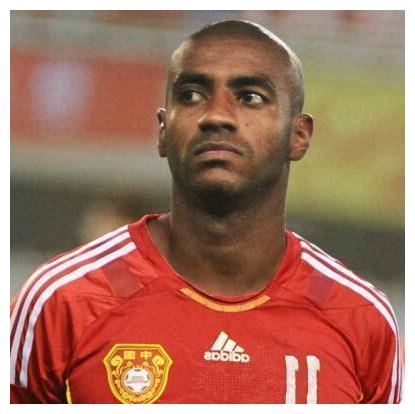 国安突破底线,中国足球正式进入归化时代,狼来