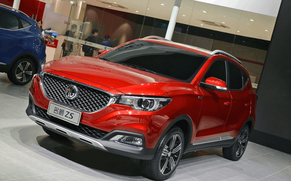 这款SUV身具英皇血统, 凭一己之力救活上汽, 售7万成爆款