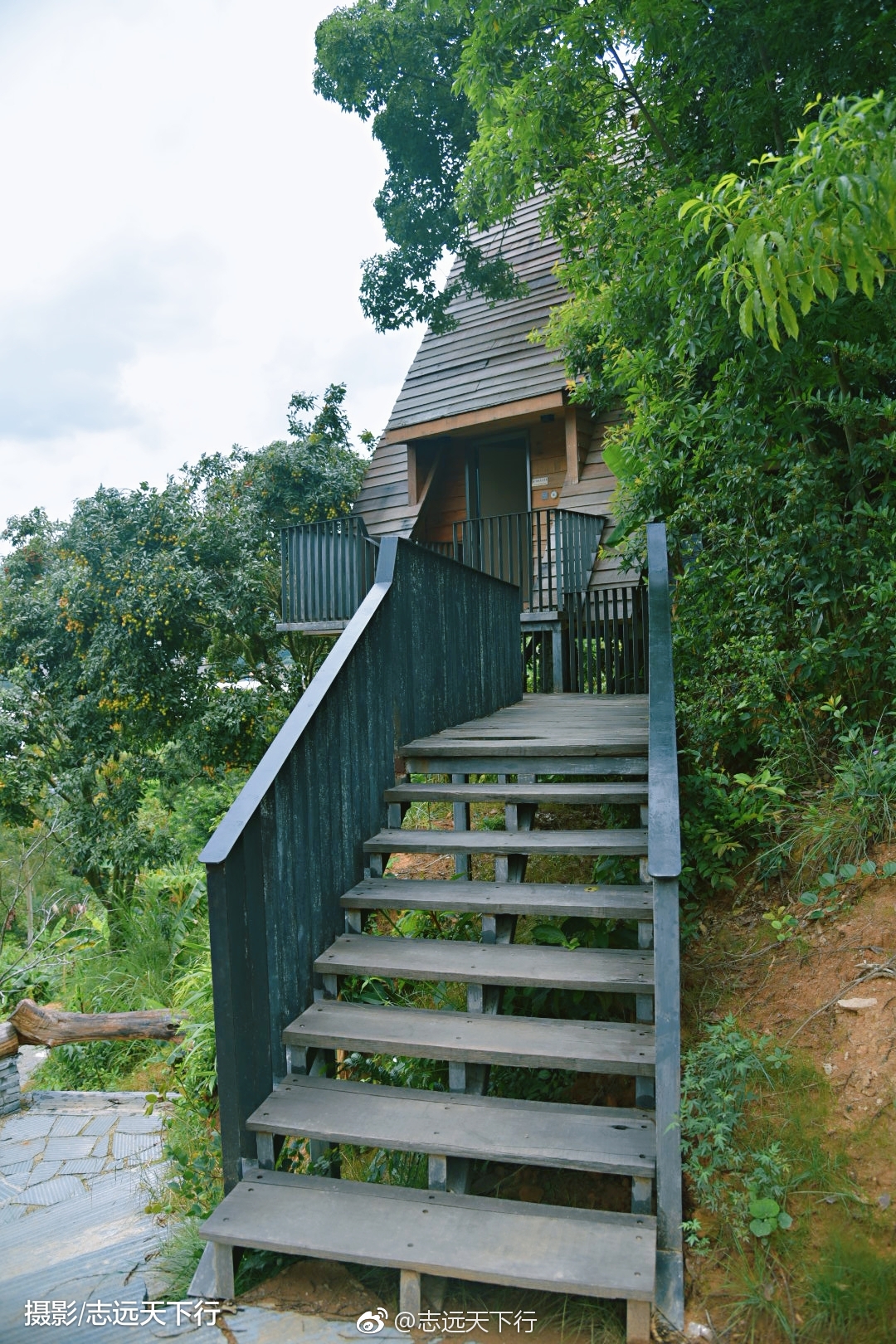 曾经仗剑走天涯去了太多地方现在只想安静的呆