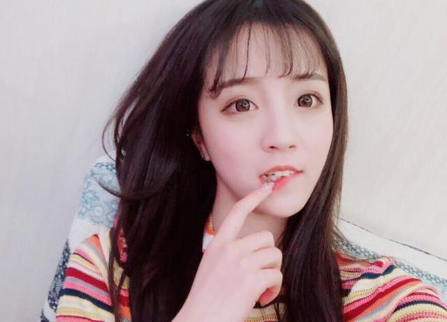 莉哥开始膨胀了?刷10个穿云箭才加微信,被骂莉