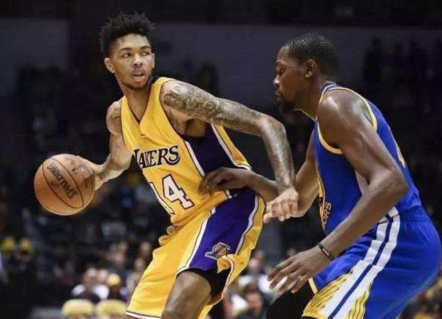 湖人薪资一览!詹姆斯1人顶14人!这阵容真能进