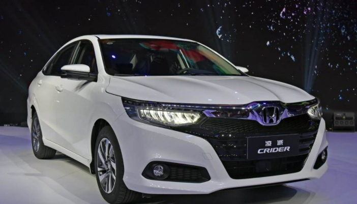 8-10万元,日系三杰,这4款车你会选择哪一款?