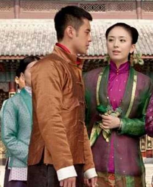 “年纪轻轻就开始演妈”的5位女星，图5比“儿子”还小7岁
