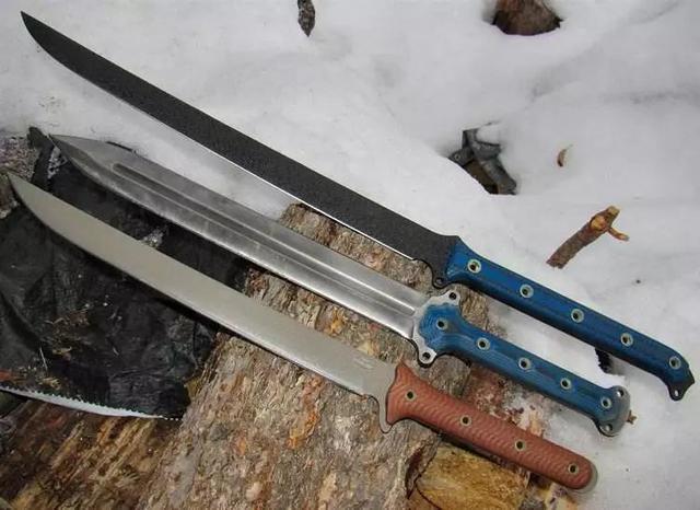 巴斯魔甲M战斗砍刀,杀伤力恐怖被禁用