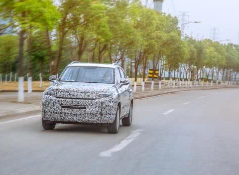 全新一代CS35改走轿跑SUV风格！