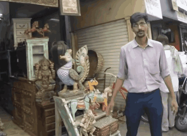 中国人游印度, 实拍印度孟买的跳蚤市场, 看看