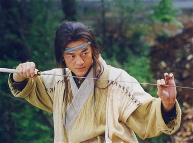 吕颂贤版 令狐冲用独孤九剑险胜武当太极剑法 是第几集