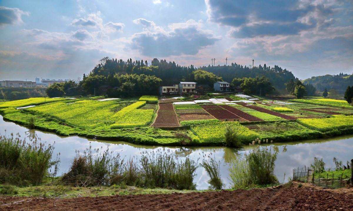 四川最寒酸的县城,人口数量省内县城第一,交通