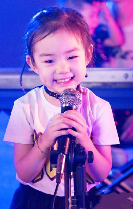 《想想办法吧爸爸》再延播是为何？网友：lucky要长成戚薇了