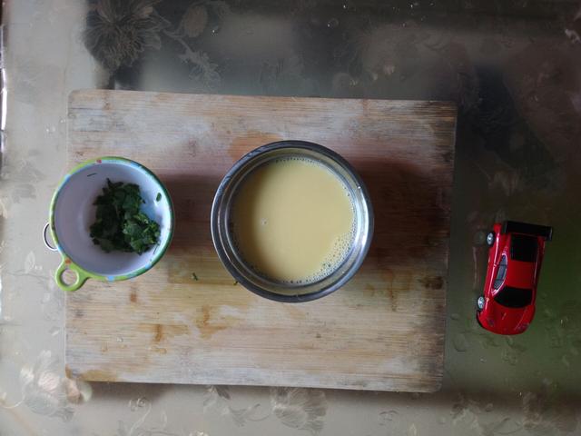 适合1岁左右宝宝不爱吃奶的辅助食品-宝宝鸡蛋羹
