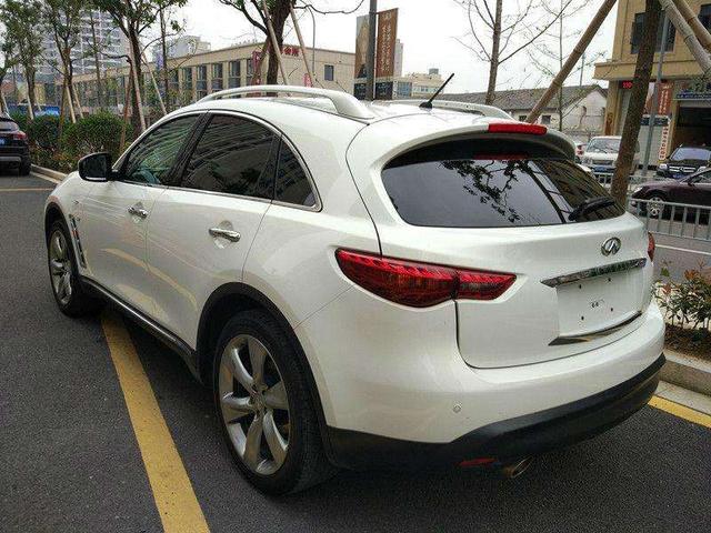 豪华不输Q7，3.7L+7AT，一款被埋没的日系二线豪车