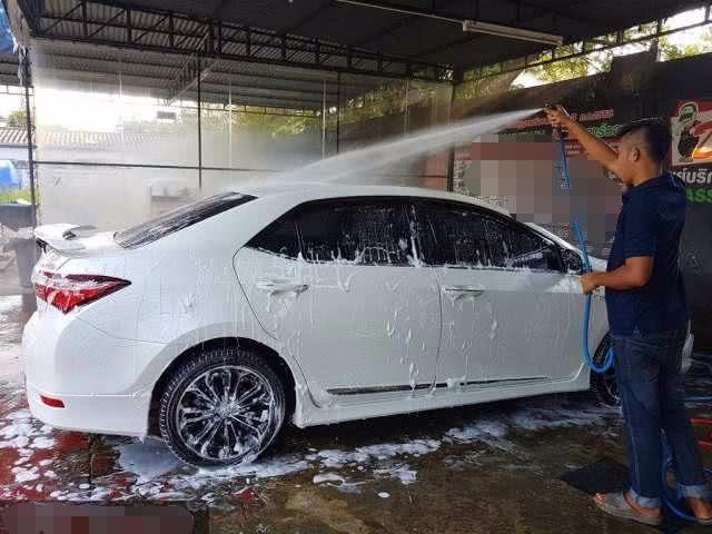 为啥很多车主宁愿自己洗车，也不去洗车店？