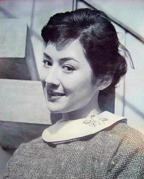 老照片:图一111年前的上海大力士,图四50年代日本女演员司叶子