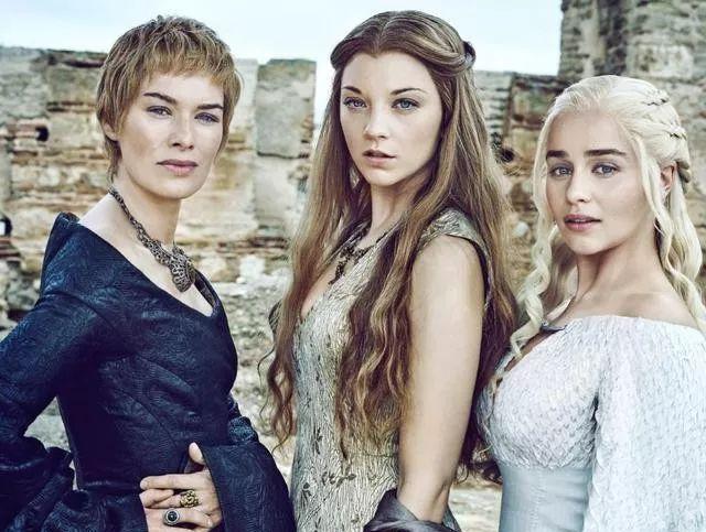 《权力的游戏》小玫瑰长大了，珊莎变美了，网友:龙妈好开心