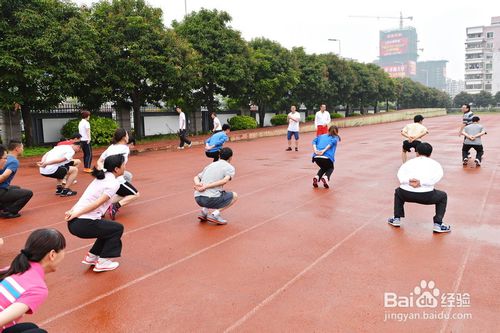 怎么减掉大腿上的肉?简单的方法!