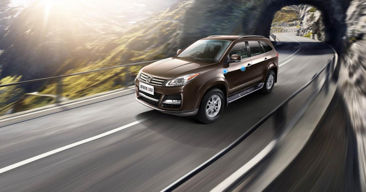 轮胎上的石子抠还是不抠? 老司机给出的答案让人惊讶