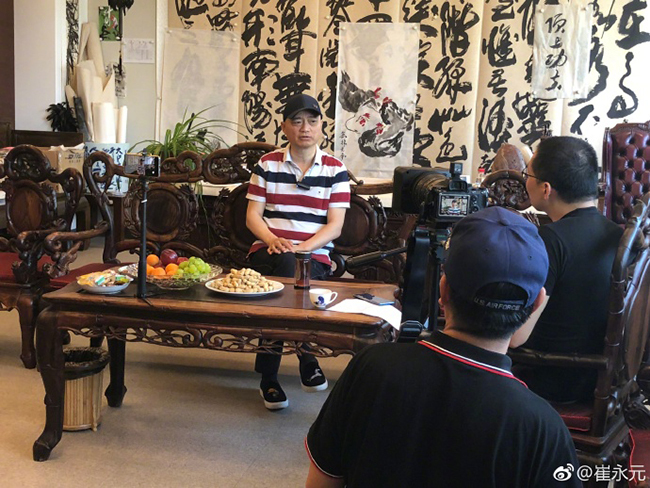 崔永元再次接受采访:我手中有份演员夫妻的大