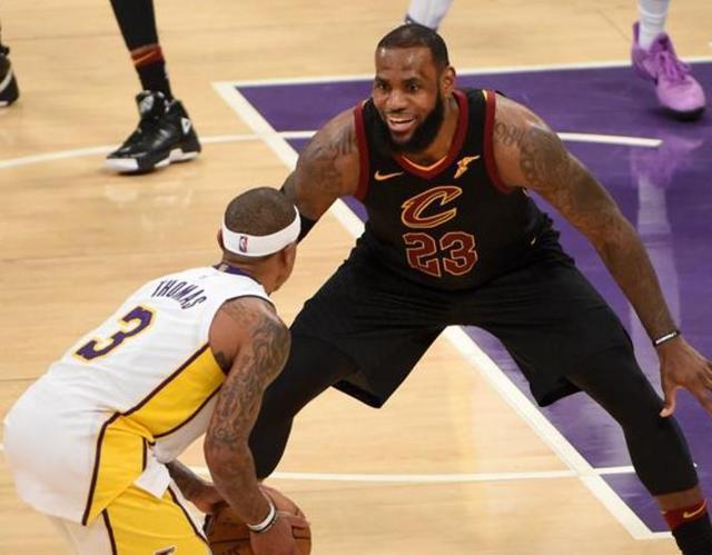 NBA历史4大矮个子球员，内特罗宾逊全身肌肉，1米60打了14年NBA