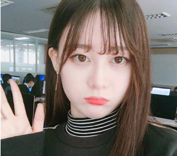 面部和长发哪款显脸小,发型女生短发你更爱哪款瘦脸操v面部图片