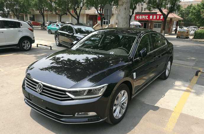 买了这车都说没出息 在马路上我都能秒了大本田