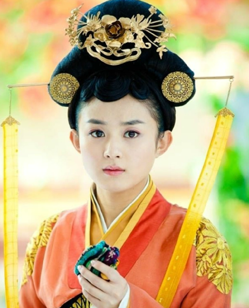 古装剧头戴丝巾的女星,前四位美成小仙女,图5表情包好吃动态图片