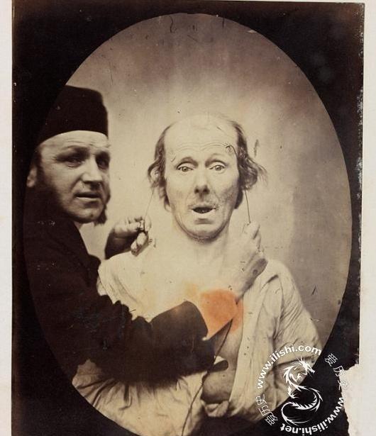 老照片: 达尔文最后实验的恐怖照片