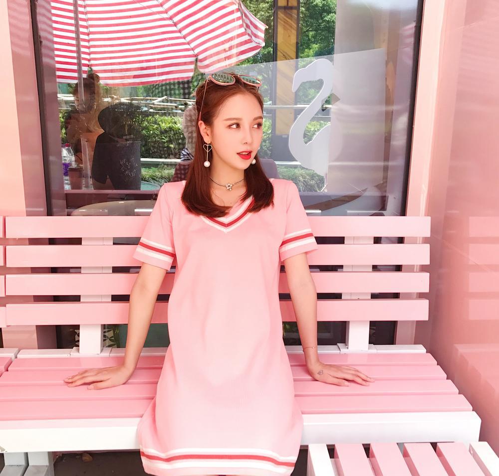 有这几款时髦的T恤裙, 终于可以一秒出门约会